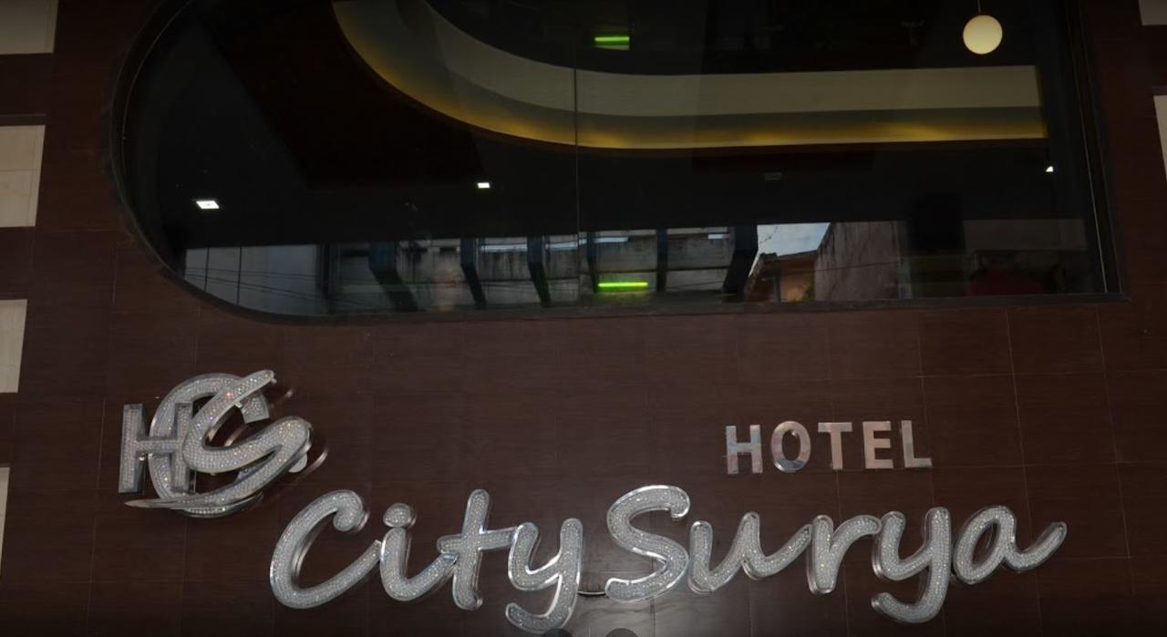 ホテルCity Surya ガヤー エクステリア 写真