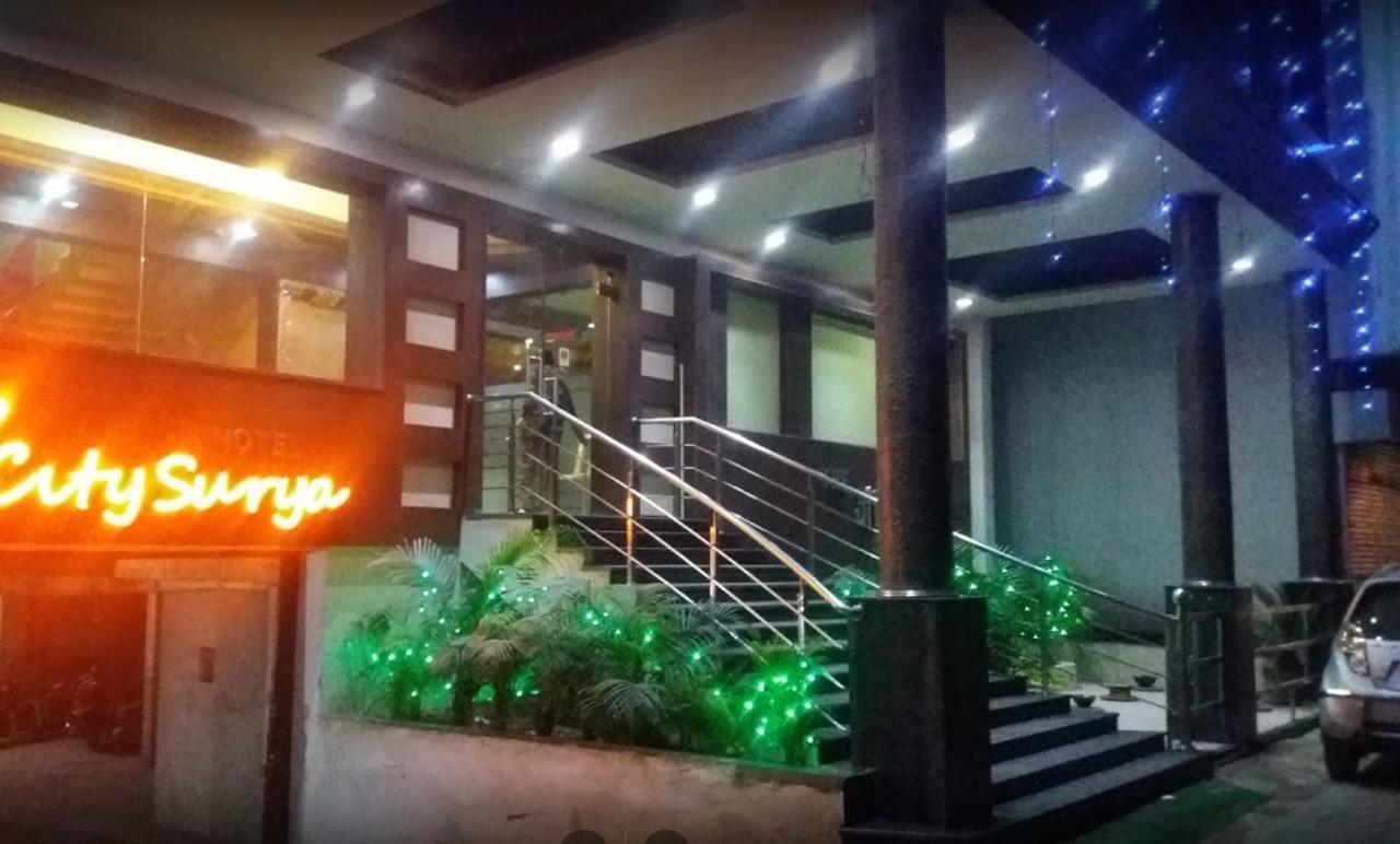 ホテルCity Surya ガヤー エクステリア 写真